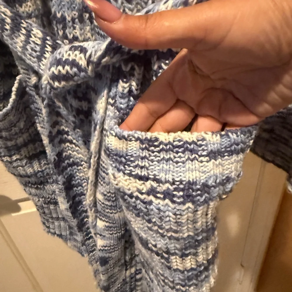 STAUD Blue and White Heavy Knit Sweater Sz XS pockets tie belt - Picture 5 of 9